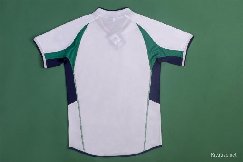 Retro 2002 Ireland Away Soccer Jersey