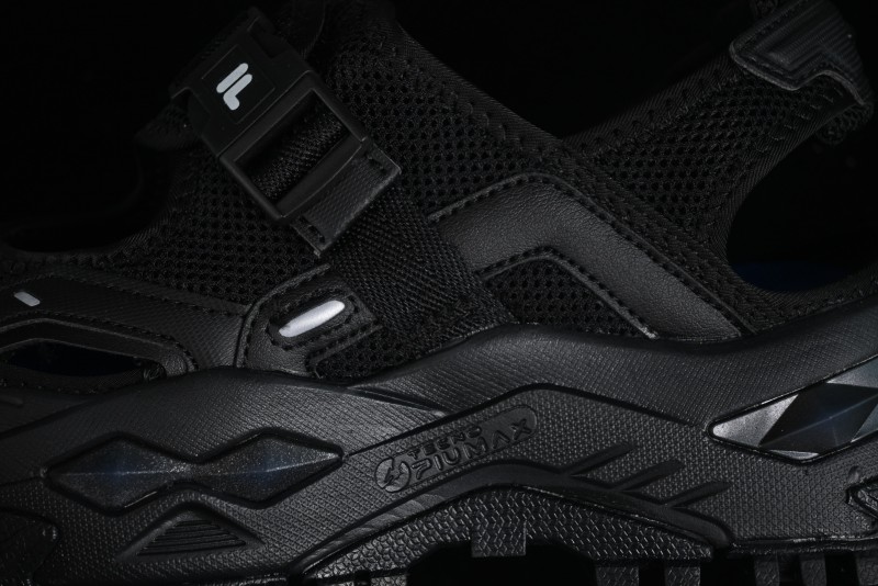 Fila Fusion Thick-Sole Hard Candy Sandals - T12W421403FBK