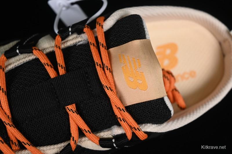 New Balance CRV CAP V2 Casual Sneakers with Flat Sole and Mesh Upper - SD3205YE2