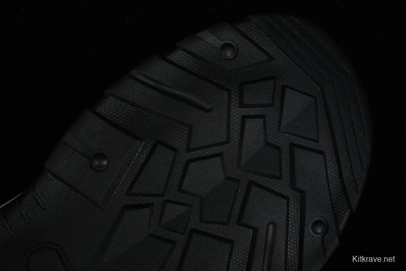 ECCO New Terrain Series Outdoor Closed-Toe Sandals Water Shoes with Breathable Design - 63890301001