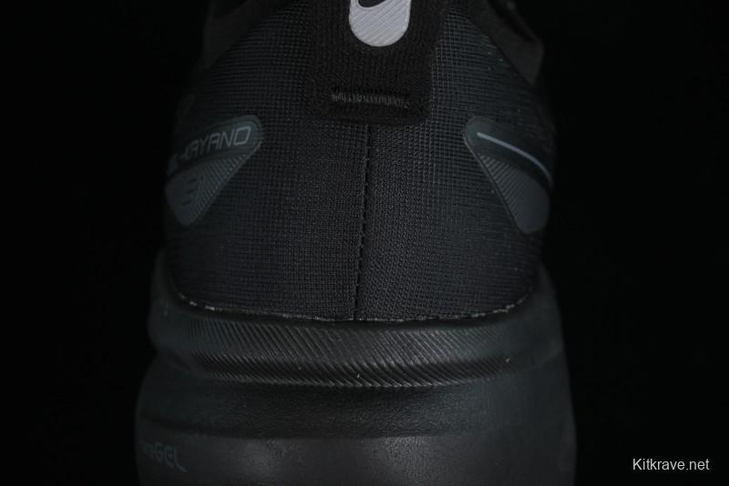 Asics Gel-Kayano 31 Running Shoes with Enhanced Cushioning and Breathable Design - 1011B867-001