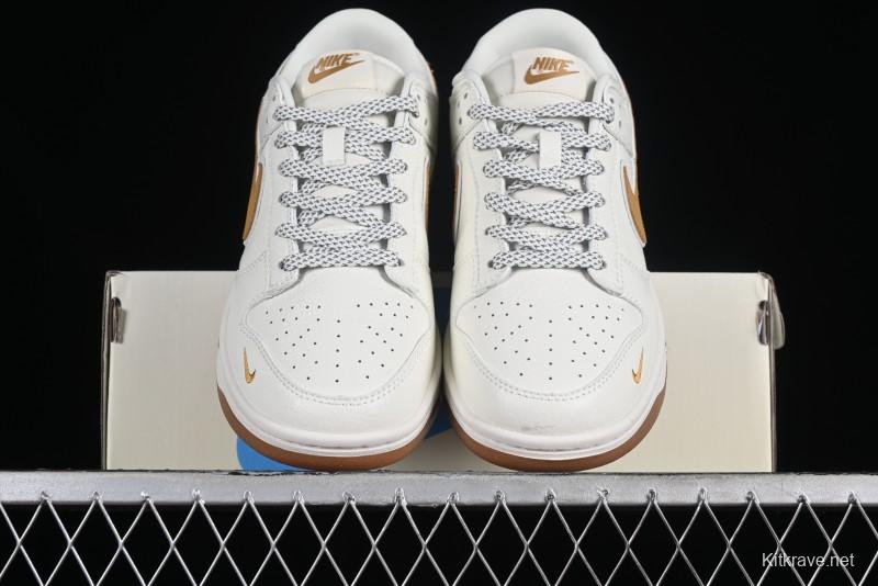 Supreme x Nike SB Dunk Low Anniversary Edition - XH0923-339