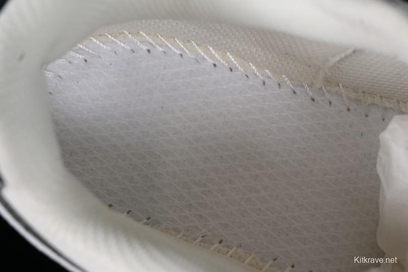 New York Yankees Chunky Runner Basic Lace-Up Lightweight Casual Sneakers - 3ASXCBS4N50WHS