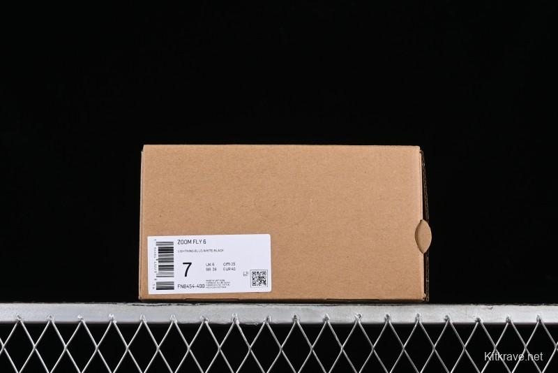 Nike Zoom Fly 6 Running Shoes with Flyknit Material and Carbon Fiber Plate - FN8454-400