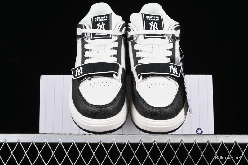 MLB Chunky Liner New York Yankees Lightweight Platform Sneakers with 6cm Height Increase - 3ASXCMM4N50BKS