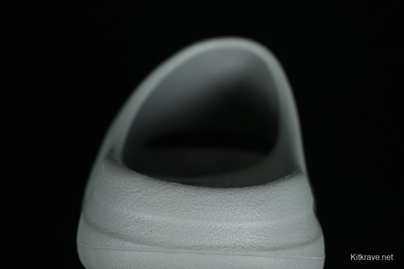 Yeezy Slide Resin Comfortable Slides with Ergonomic Design - ID5480