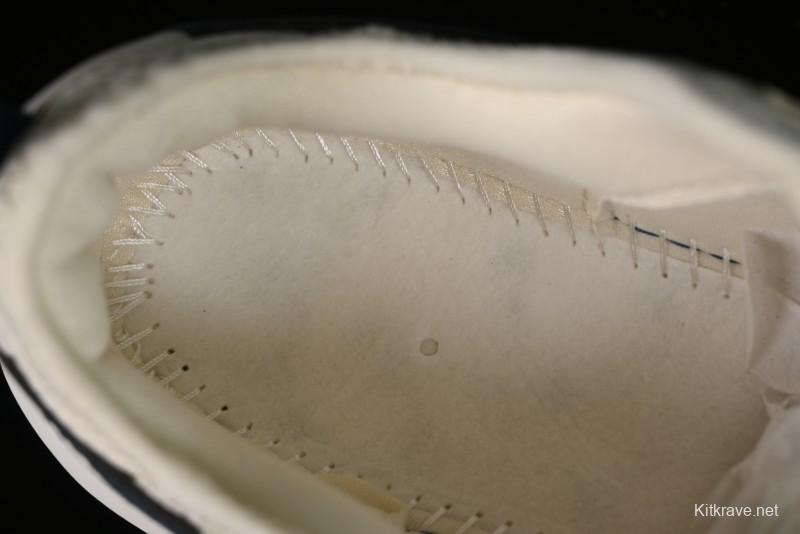 Nike TC 7900 Retro Chunky Dad Shoes with Reflective Swoosh and Cushioned Sole - DD9682-103