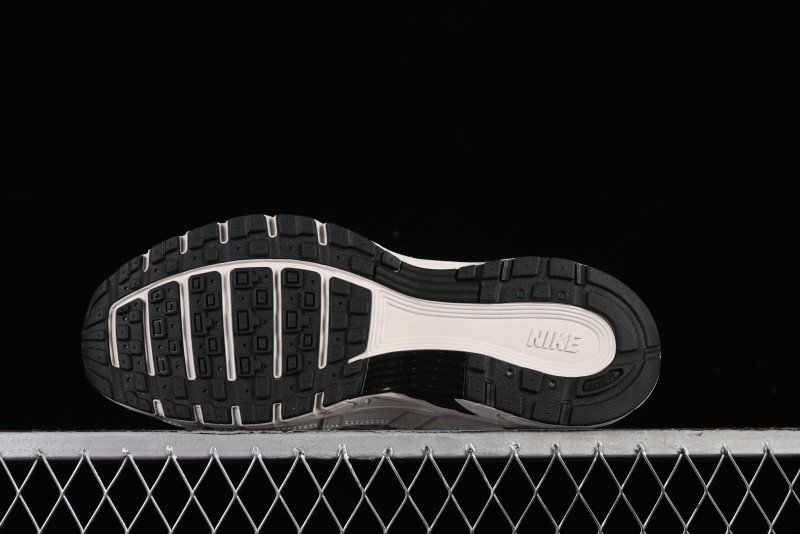 Nike P-6000 PRM Retro Casual Sneakers with Lightweight Design - HJ3488-001