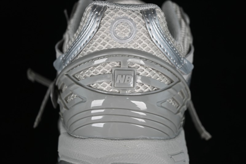 New Balance 1906 Series Retro Dad Style Casual Running Shoes with T-Beam Outsole and Exposed Cushioning - M1906AG