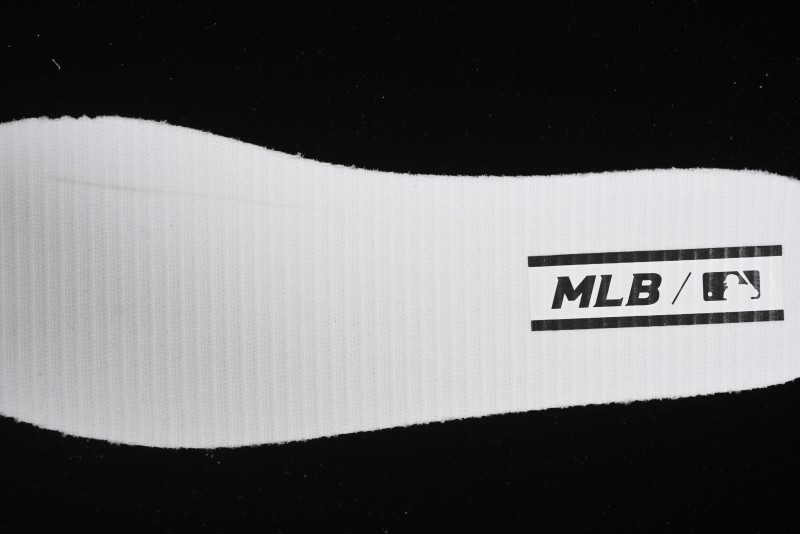 New York Yankees MLB Squeeze Casual Shoes - 3ASXSQZ3N50IVS