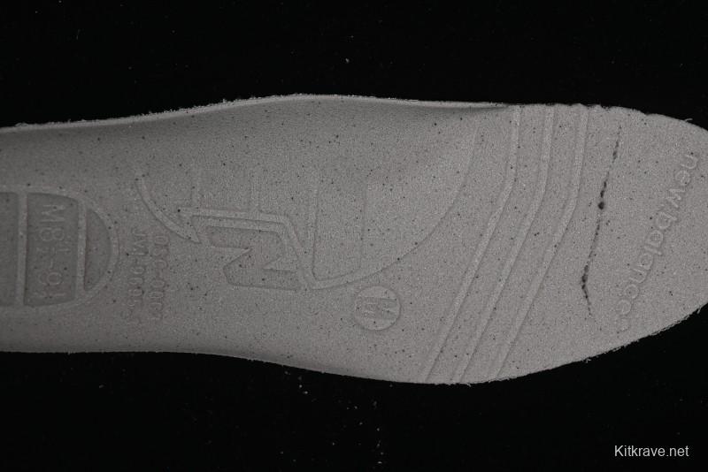 New Balance 1906 Series Retro Dad Style Casual Running Shoes - M1906NG1