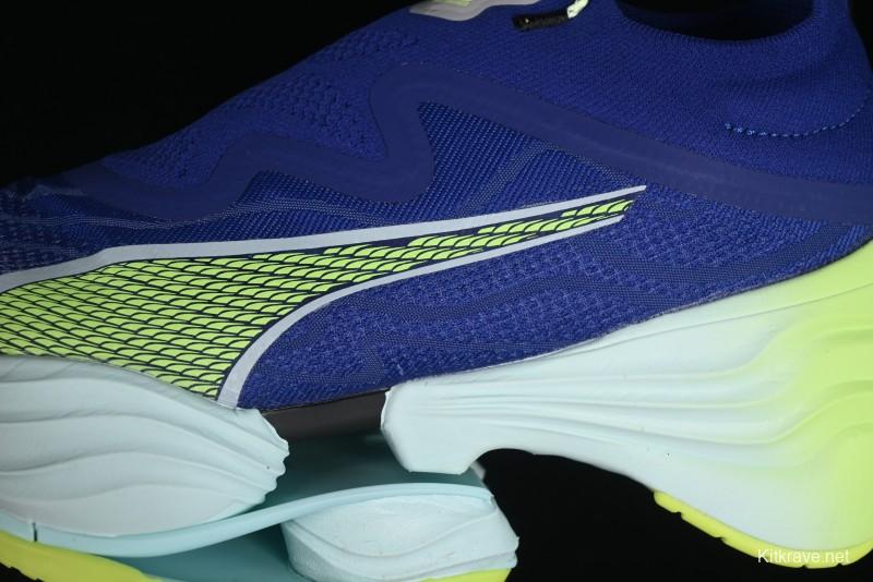 Puma Deviate Nitro 3.0 Cushioned Comfort Running Shoes with Responsive Soft Sole - 310692-01