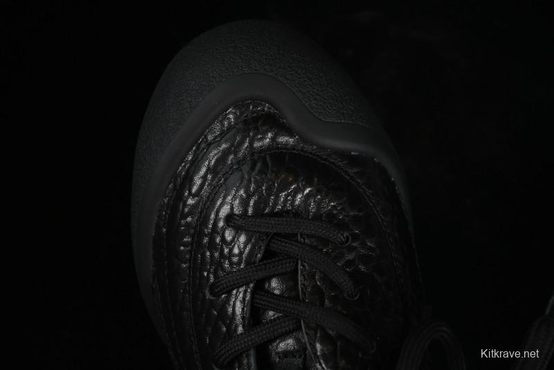 Alexander McQueen Flexion Retro Sneakers in Black with Diamond Grain Calfskin - 8.F6