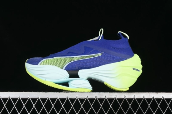 Puma Deviate Nitro 3.0 Cushioned Comfort Running Shoes with Responsive Soft Sole - 310692-01