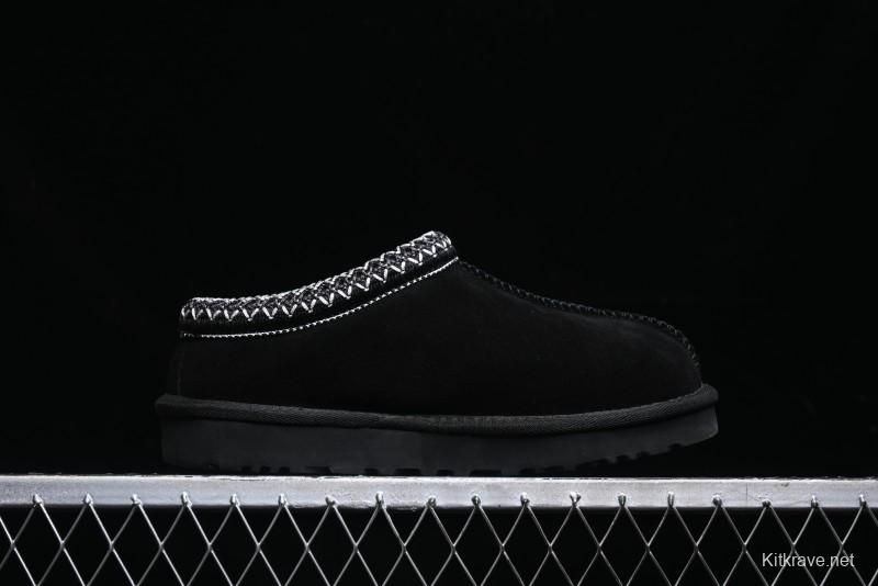 UGG Classic Mini II Snow Boots with TREADLITE Outsole - 5955