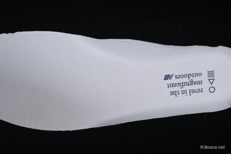 New Balance Fresh Foam X More V3TDS Low-Top Running Shoes with Durable Slip-Resistant Outsole - WTMORAB3