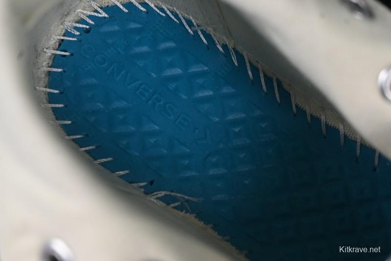 Converse Chuck 1970s High-Top Casual Canvas Sneakers with Classic Graffiti Limited Edition Three-Star Logo - 162050C