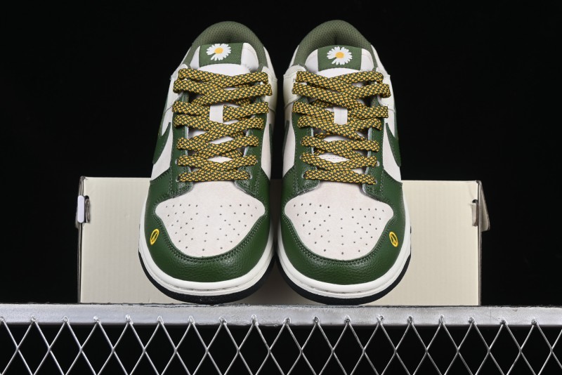 Nike SB Dunk Low Daisy Series Anniversary Customized Low-Top Casual Skate Shoes - DJ2024-072