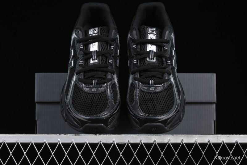 New Balance 740 Black and Silver Retro Running Sneakers for Men