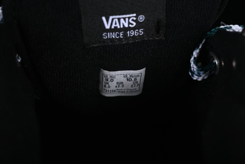 Vans Knu Skool Low-Top Retro Chunky Sneakers - VN000CRPGRN
