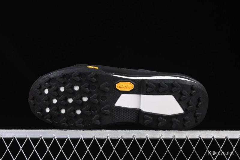 Nike Sacai Zegamadome SP Low-Top Lifestyle Sneakers with Functional Design - HQ8618-001