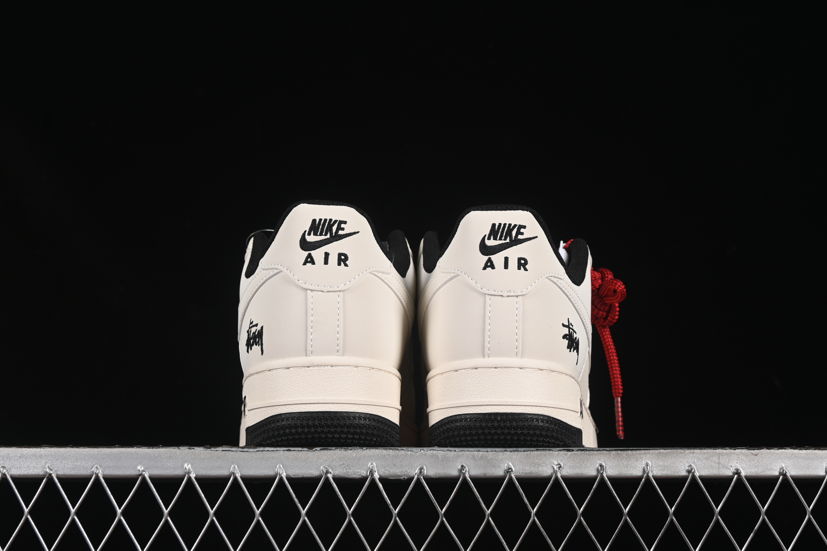 Nike Air Force 1 '07 Low Stussy Collaboration Small Double Swoosh Black Sole Low-Top Casual Sneakers - XZ6188-713