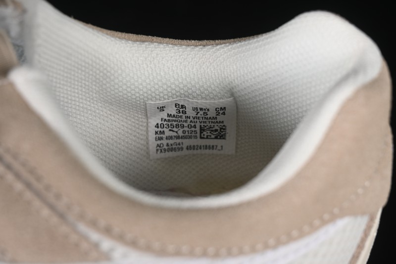 Puma Speedcat Lifestyle Low-Top Sneakers for Racing Enthusiasts - 403589-04