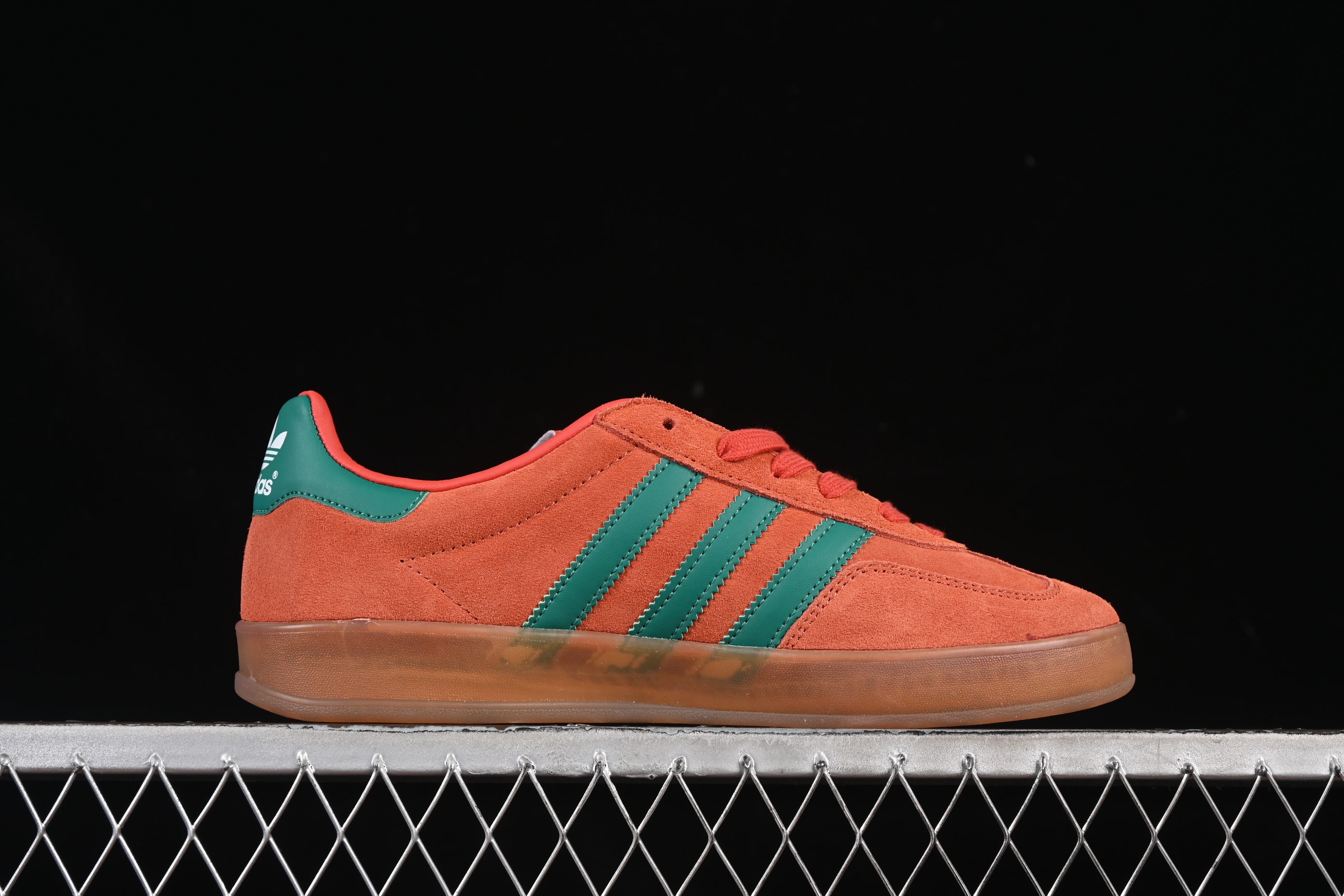 Adidas Originals Gazelle Indoor Retro Casual Sneakers with Anti-Slip and Durable Design - JH5407