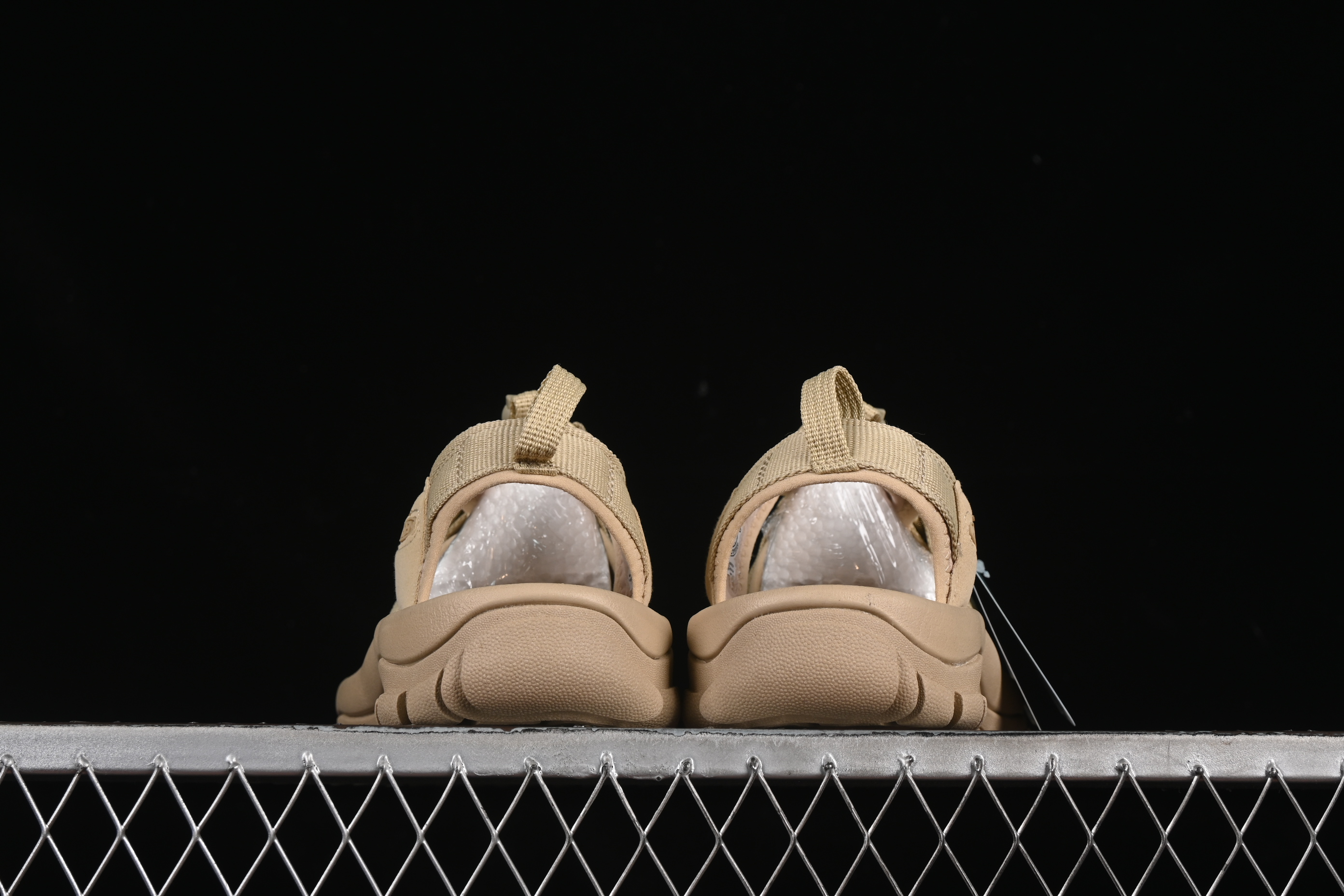 Keen Newport Summer Trendy Woven Stretch Water Hiking Outdoor Sandals - 1022258 Beige