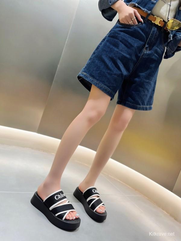 2025 Chloe Black White Knitted Embroidery Slippers LY00240