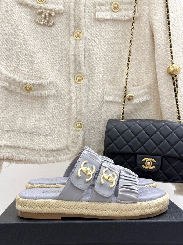 2025 Women Chanel Silver Leather Slippers KFY00230
