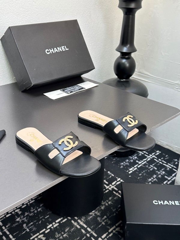 2025 Slippers Chanel Black Lambskin Slippers