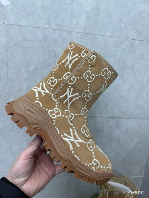 2024 Women Gucci Brown Suede Snow Boots Embroidered GG NY MJ00370