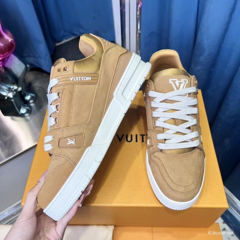 2025 Unisex Louis Vuitton Beige Suede Leather LV Trainer