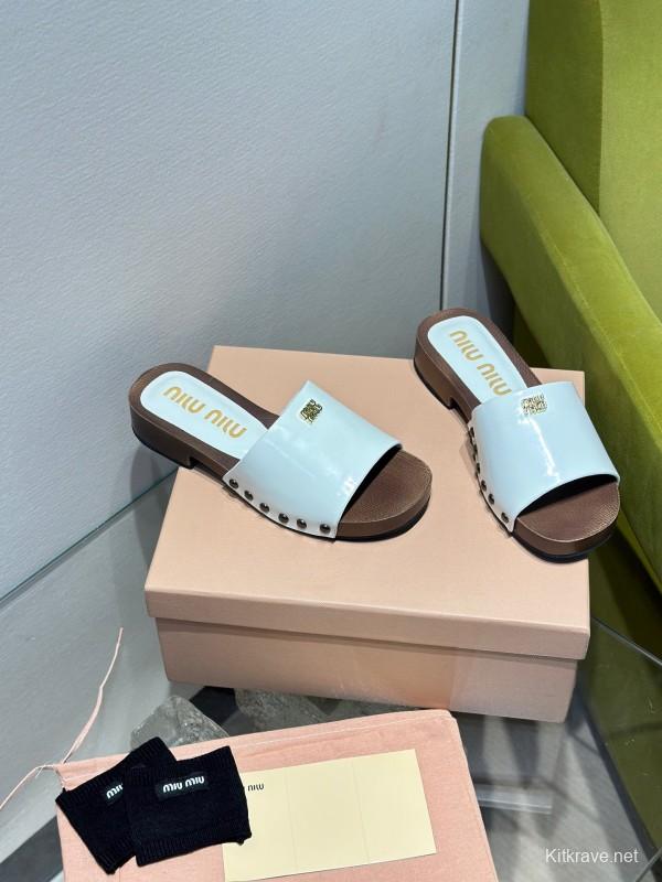 2025 Women Miumiu White Leather Slippers