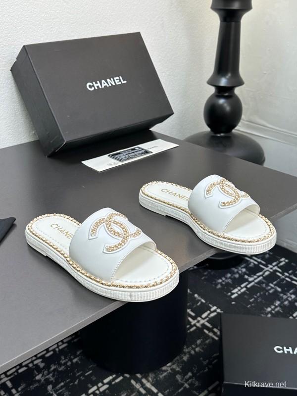 2025 Slippers CHANEL White Leather Woven Chain CC Logo LY00320