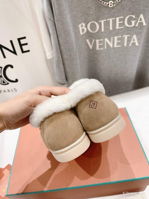 2024 Slippers LP Beige Suede Fur Loafers