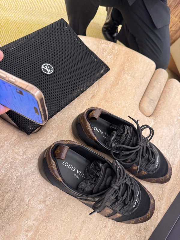 2025 Unisex Louis Vuitton Black Brown Canvas Leather Sneakers LY00340