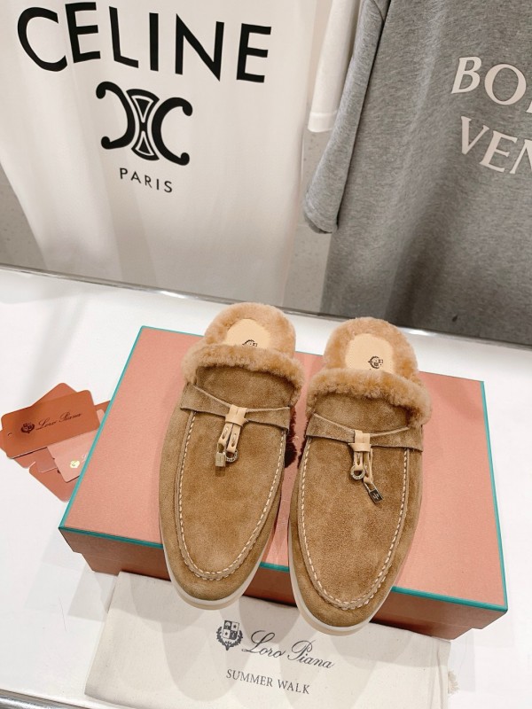 2024 Slippers LP Beige Suede Fur Slip-on