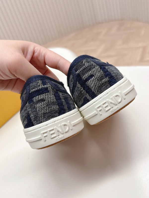 2025 Women Fendi Navy Blue Black Canvas Sneakers LY00280