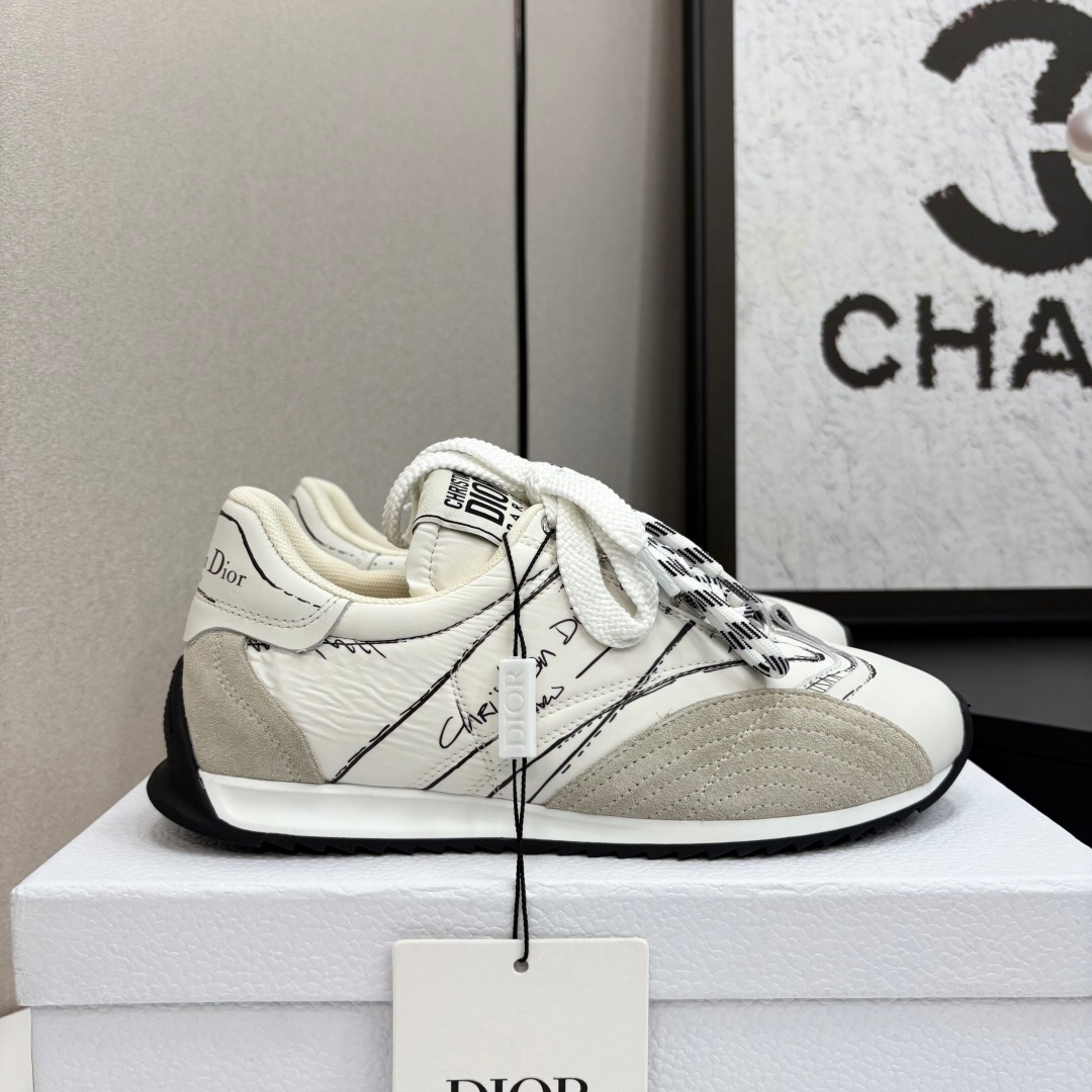 2025 Unisex Dior White Beige Leather Mesh Sneakers LY00300