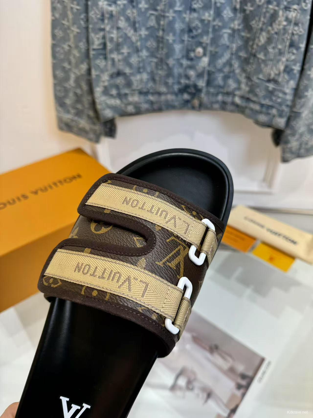2025 Slippers Louis Vuitton Brown Canvas Leather Slippers LY