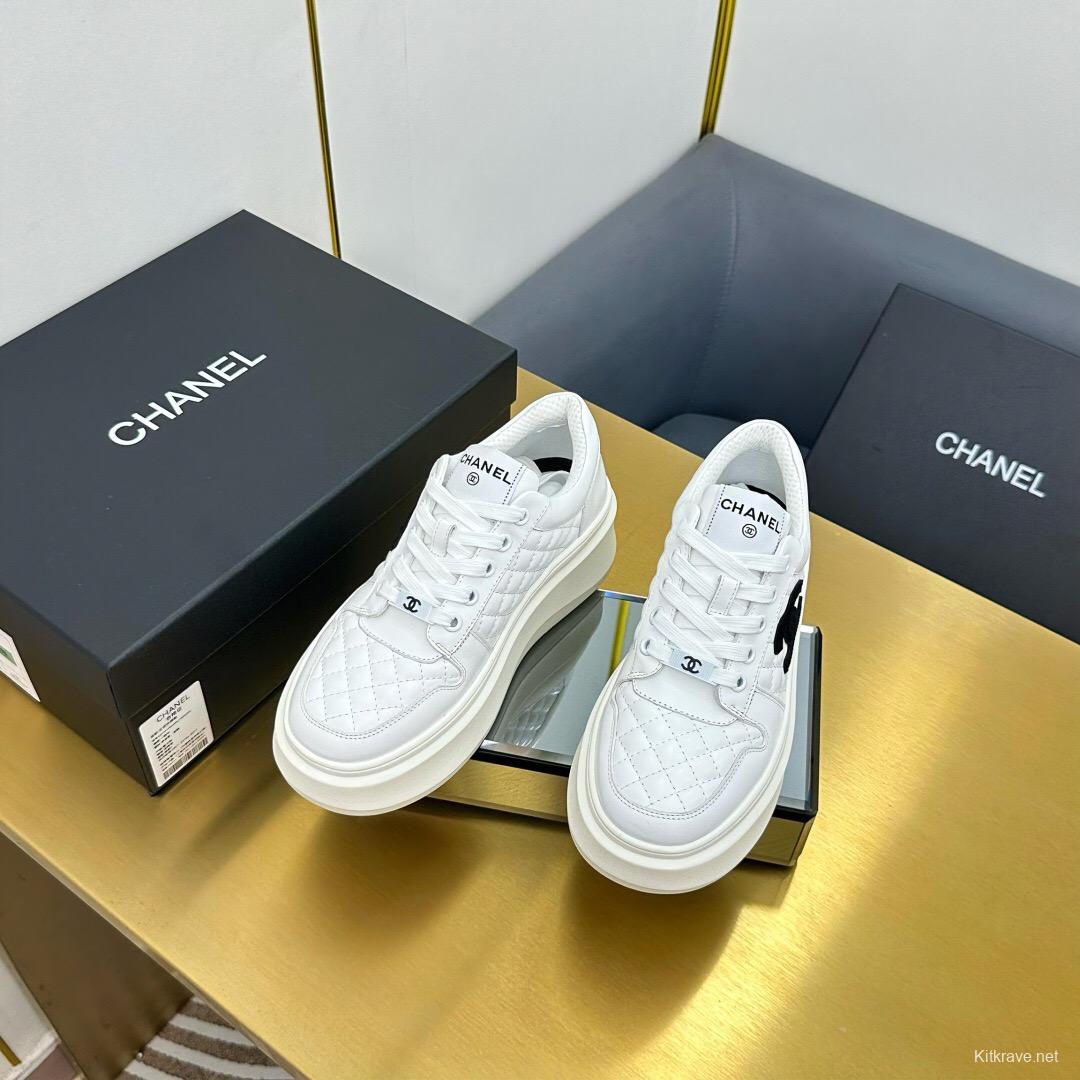 2025 Women Chanel White Leather Sneakers Thick Sole