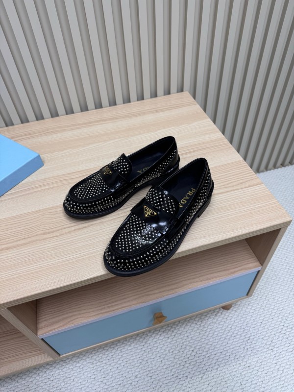 2025 Women Prada Black Leather Loafers Studded LY00340