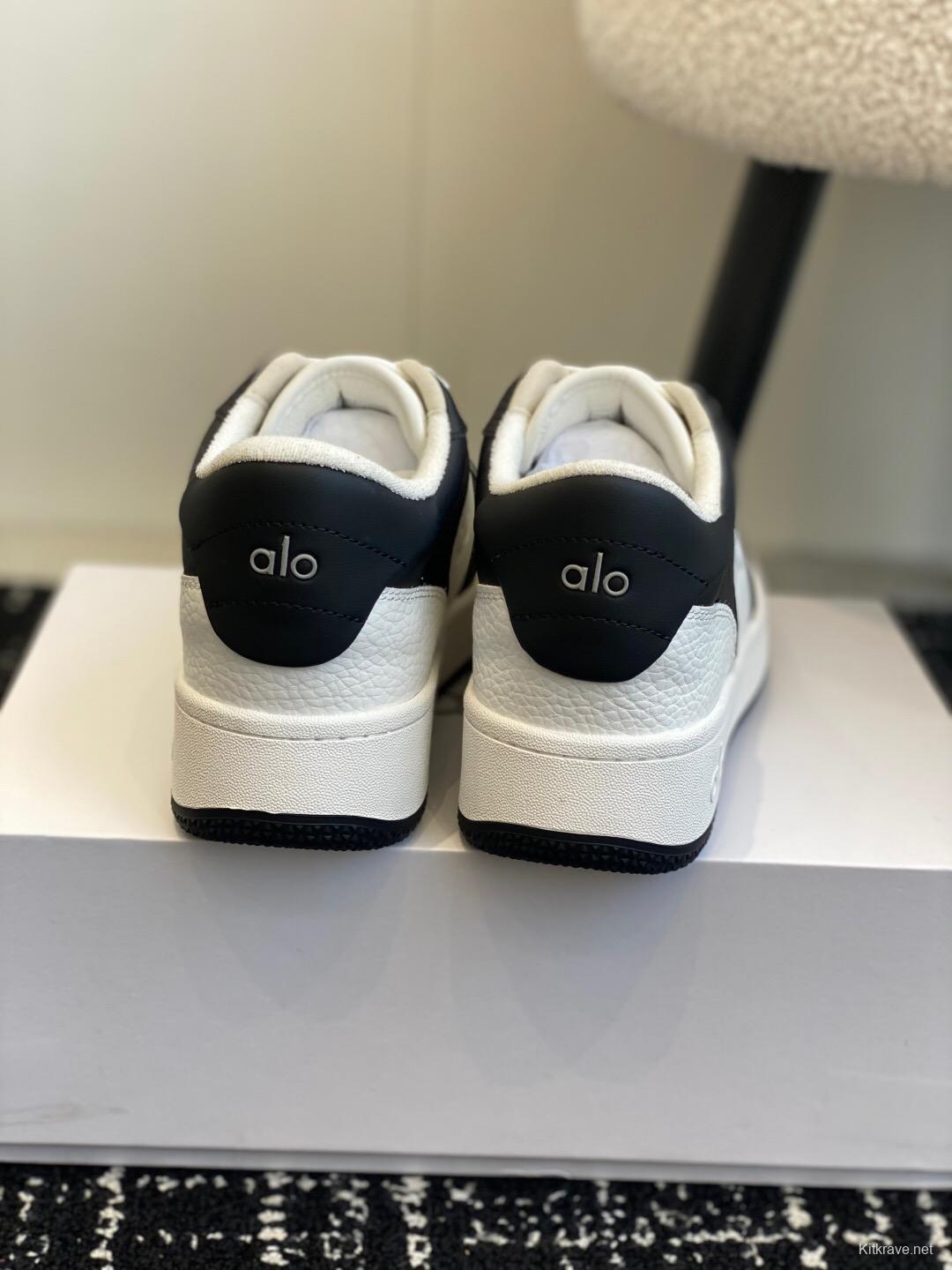 2025 Women Alo Black White Leather Sneakers KFY00280