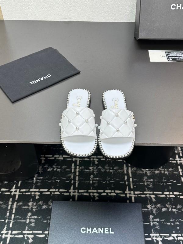 2025 CHANEL White Leather Slippers