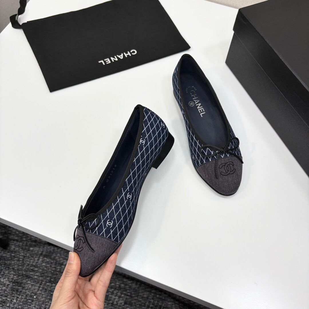2025 Women Chanel Blue Grey Denim Textile Ballet Flat LY00360
