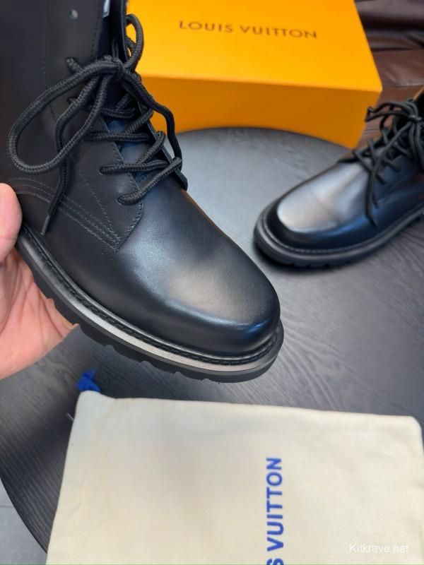 2024 Men Louis Vuitton Black Calf Leather Casual High Top MJ00440