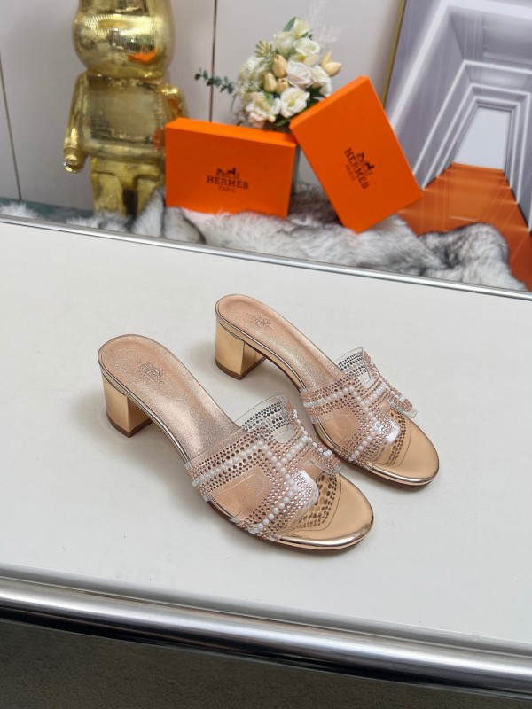 2025 Hermès Beige Leather Slippers MJ00180