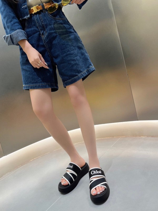 2025 Chloe Black White Knitted Embroidery Slippers LY00240